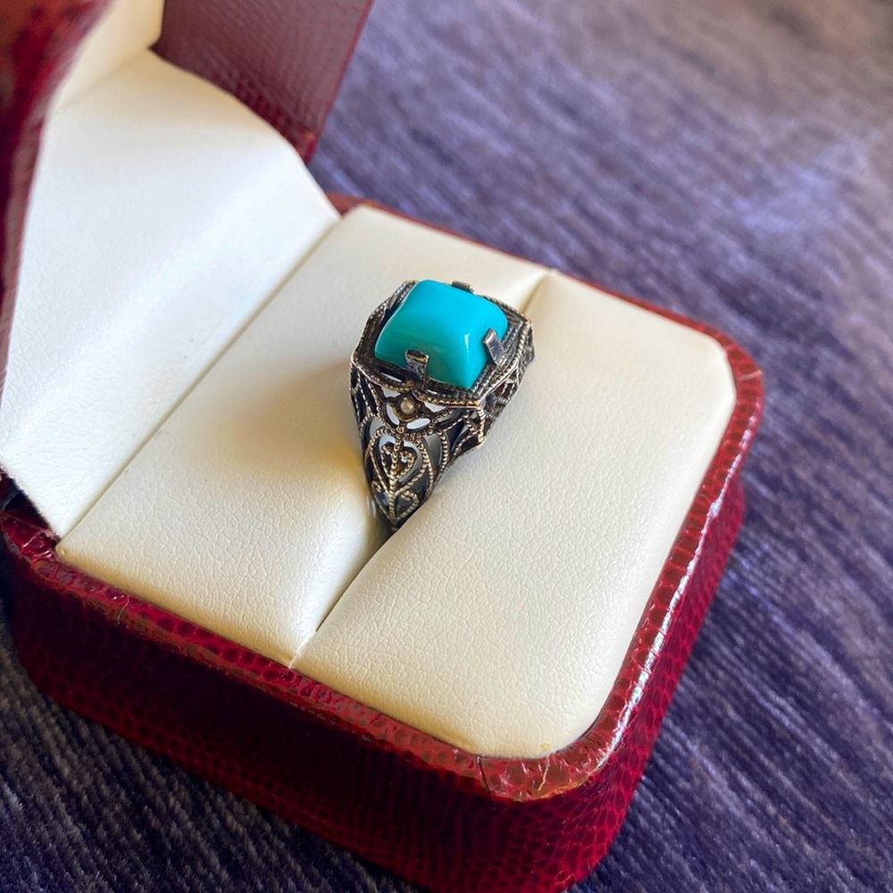 Vintage Turquoise and Silver Ring
